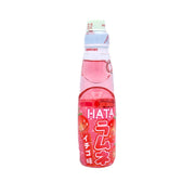 Hata Strawberry Flavour Ramune Soda 200ml (Glass Bottle)
