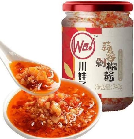 Chuan Wa Zi Garlic Chilli Sauce 240g (Best Before: 18-12-2026)